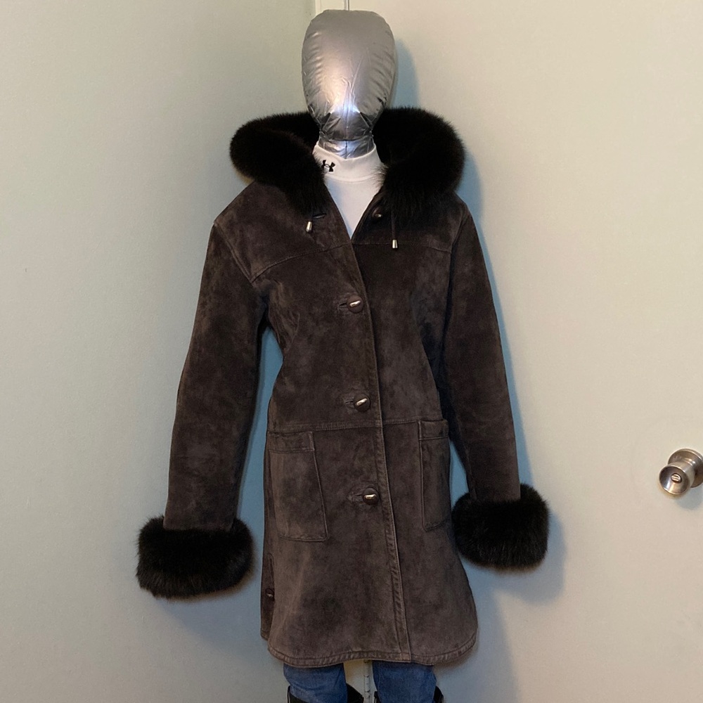 Elegant Dark Brown Leather Coat with Fur Trim